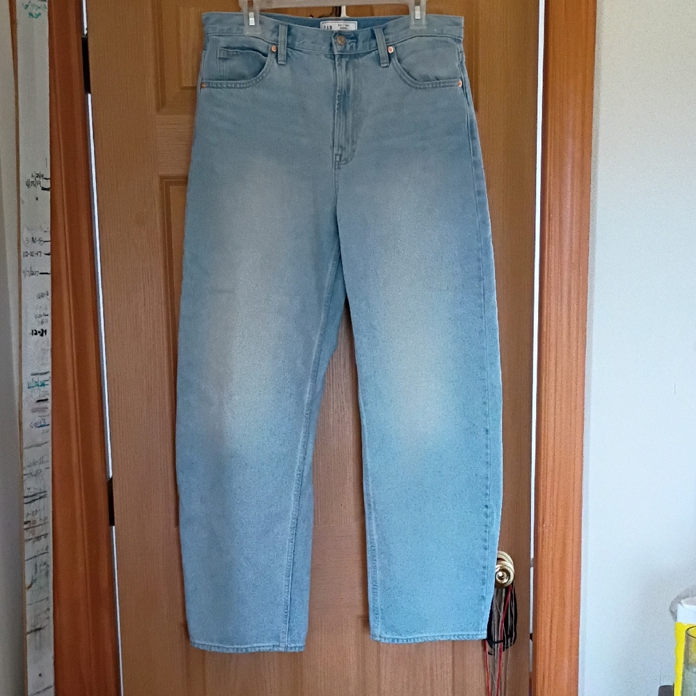 GAP High-Rise Light Blue Full Length Barrel Leg Women's Jeans